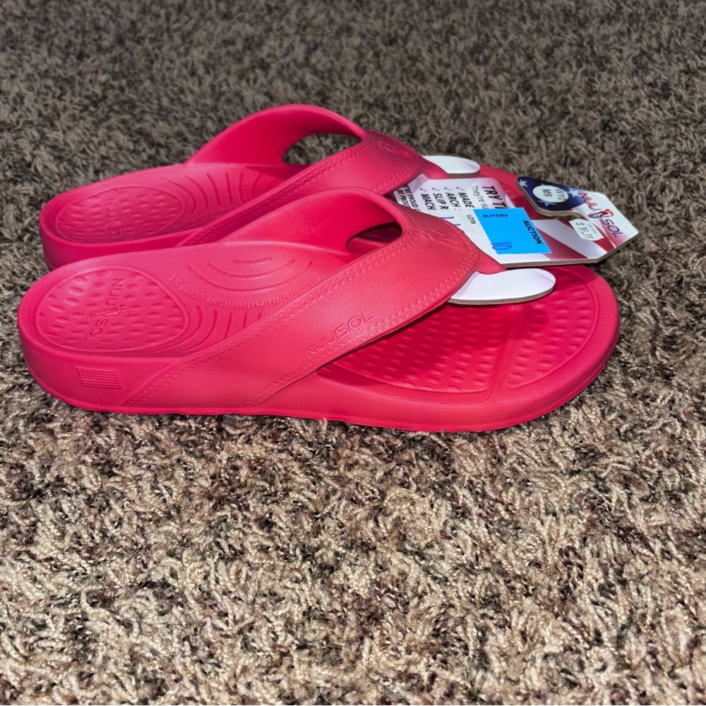 NuuSol Cascade Flip Flop Thong Sandal Women’s 10 Coral Sunrise New USA
